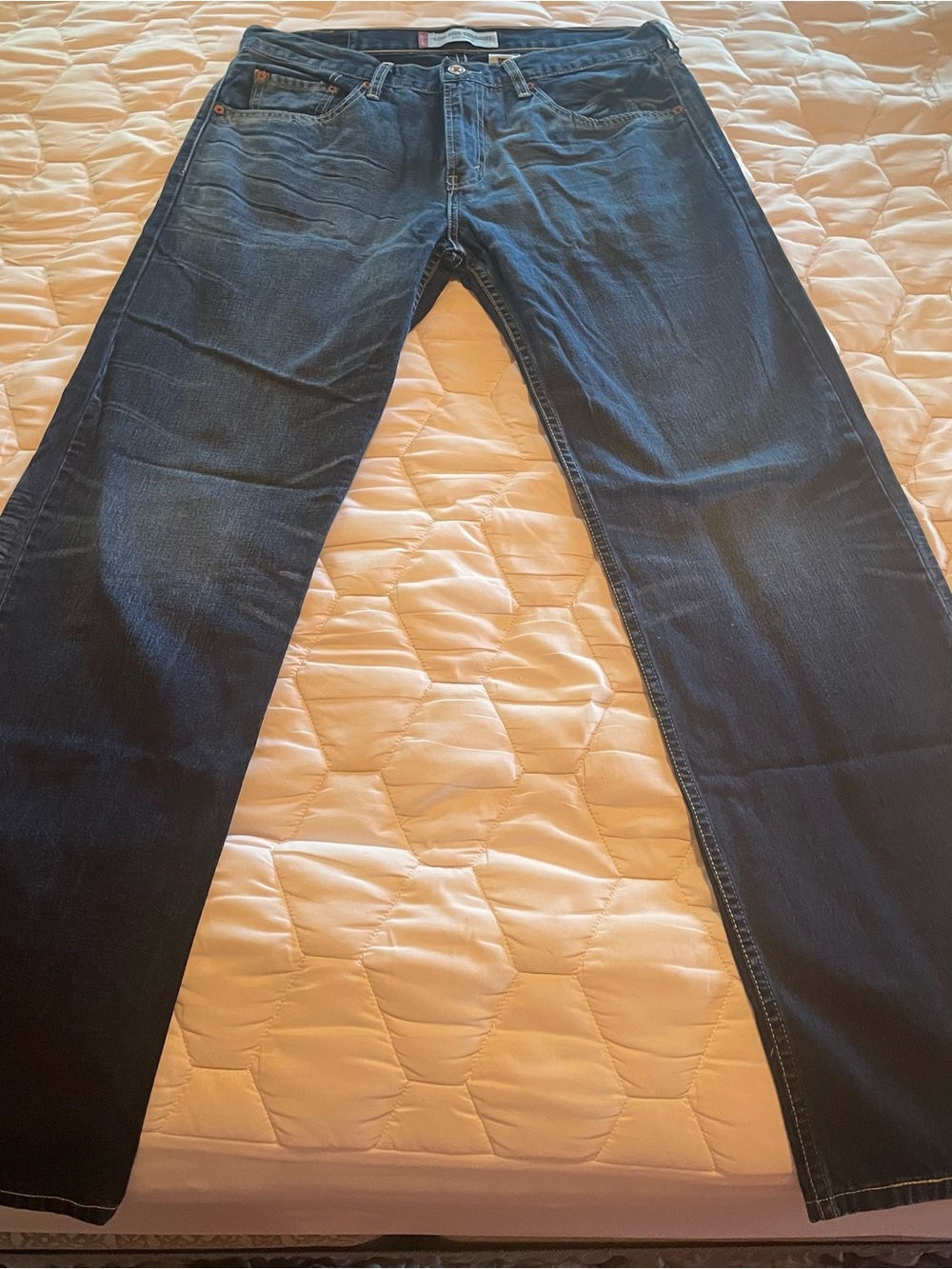 Levi's 529 Low Rise Straight Jeans size 33 x 34